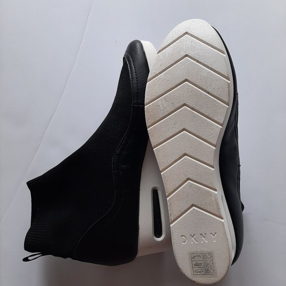 DKNY Angie Slip-On Wedge Heel Black Sneakers Size 9.5M - Picture 5 of 8